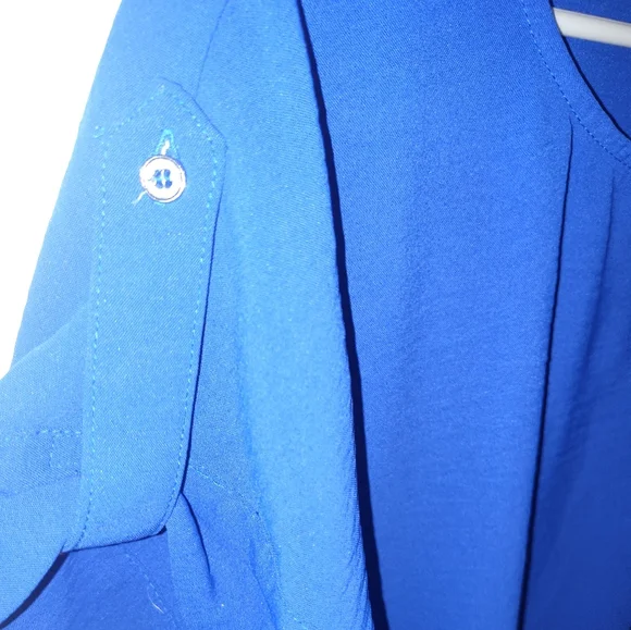 Top - Picture 2 of 4